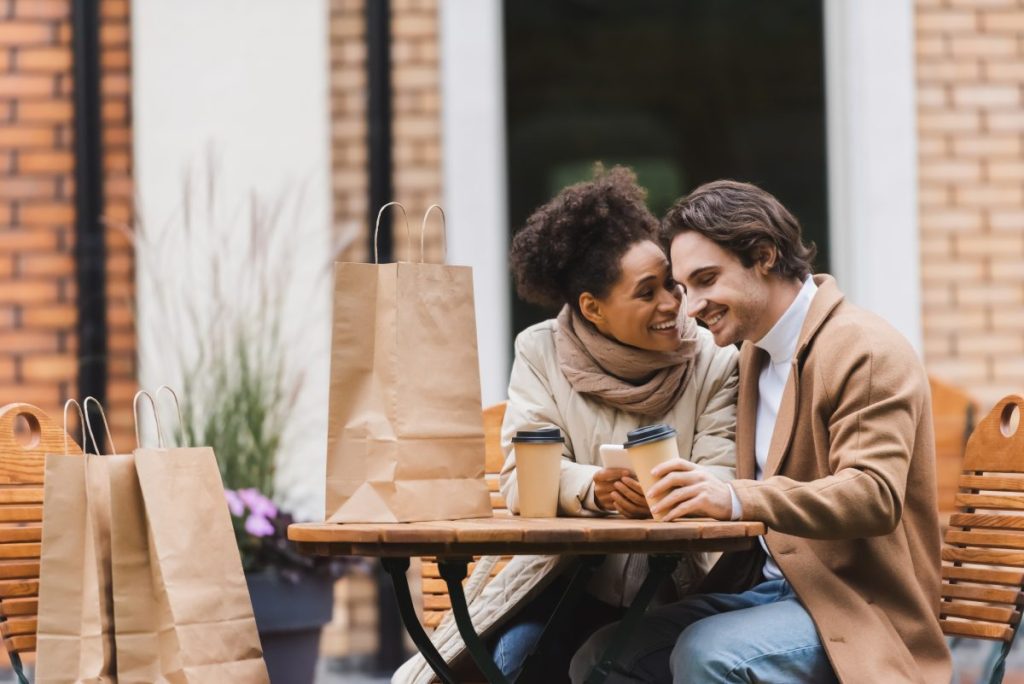 The paper bag as an educational tool for sustainability